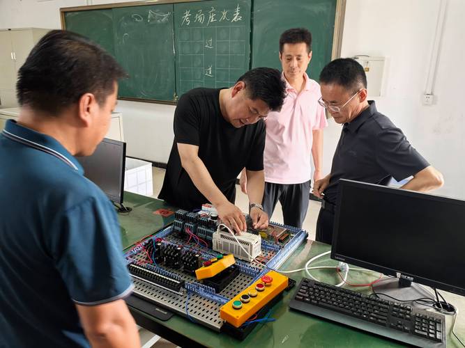 高级技工证查询入口