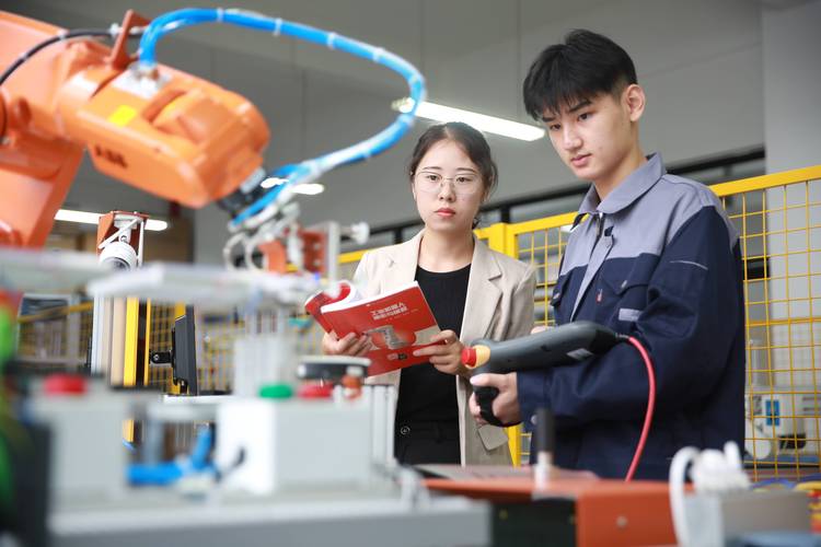 职业培训学校、技校、职高、高职有什么区别 职业培训学校、技校、职高、高职有什么区别